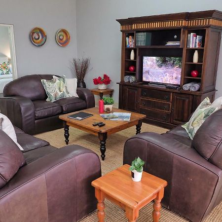 Poinsettia Family Cottage Hazyview Ngoại thất bức ảnh