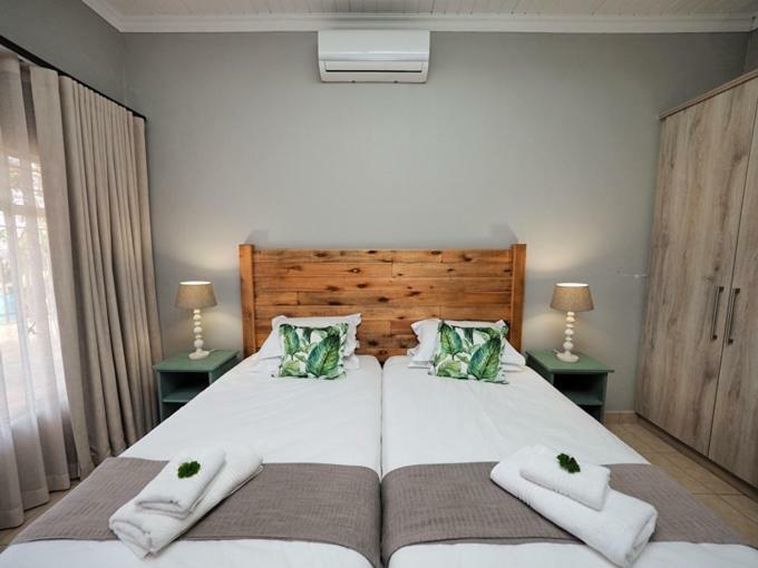 Poinsettia Family Cottage Hazyview Ngoại thất bức ảnh